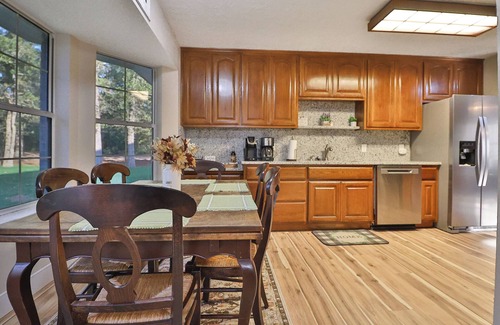 College Station Casa | Welcome to Aggieland’s newest Peaceful Game Day Haven Retreat with a Game Room