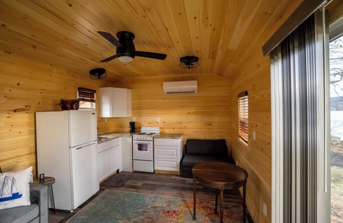 Hammondsport Cabina | Welcome to Camp Waneta.
