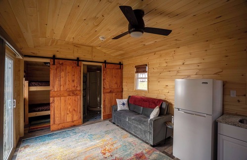 Hammondsport Cabina | Welcome to Camp Waneta.