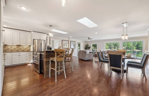 Mooresville Casa | Welcome to Carolina Cove! Single Level home with great views!