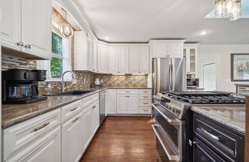 Mooresville Casa | Welcome to Carolina Cove! Single Level home with great views!