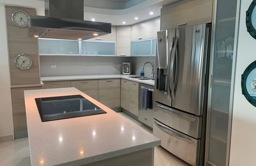 Margarita Island Apartamento | Welcome to Casa Sea Breeze. Apartment family size in Pampatar, Playa Moreno.