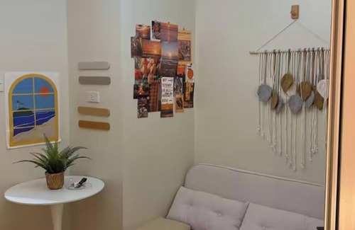 Kapitolyo Condominio | Welcome to Casa Sheridan Your Cozy Escape in the Heart of the Metro 🌿 Whet