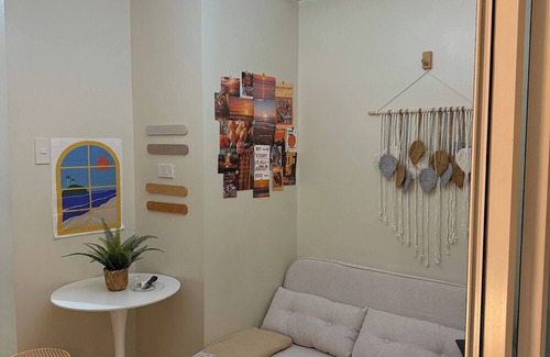 Kapitolyo Condominio | ✨ Welcome to Casa Sheridan ✨ Your cozy escape in the heart of the metro 🌿 Whet