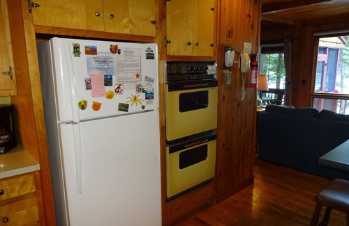 Raymond Cabina | Welcome to Dorie's Cottage! Cozy waterfront home with gorgeous sunset views!