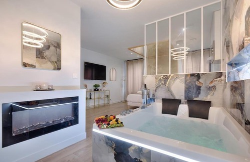 Petit-Ivry Apartamento | Welcome to Dubai/Jacuzzi