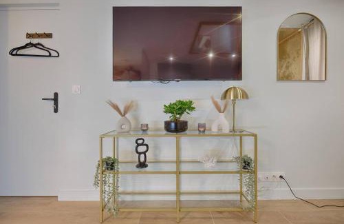 Petit-Ivry Apartamento | Welcome to Dubai/Jacuzzi