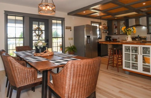 Hernando Casa | Welcome to Fern Hill Inn- Your Home away from Home!