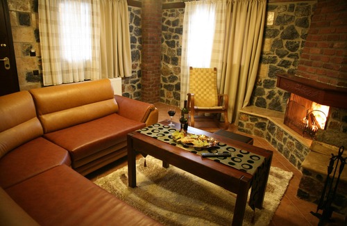 Loutraki Casa | Bienvenido a Guesthouse Yades, Quad Studio!