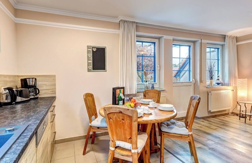 Trassenheide Apartamento | Welcome to Haus Sonnenschein vacation apartment "Seepferdchen" in Trassenheide