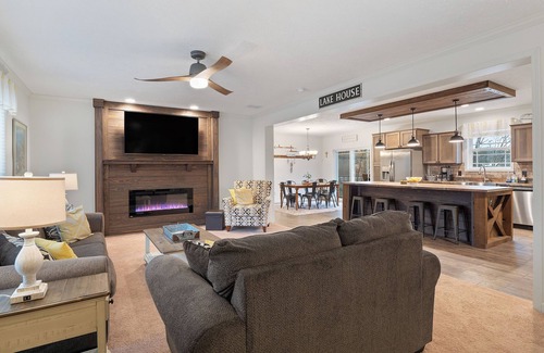 Double Springs Casa | Haven on Smith Lake - Perfect location to relax!
