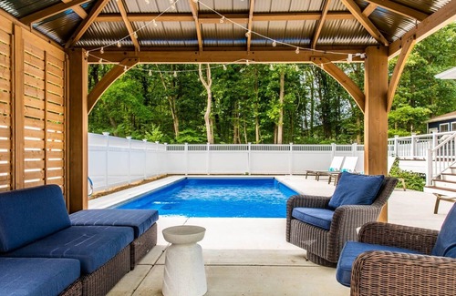 Grand Beach Casa | Welcome to Idlewild Pool Home