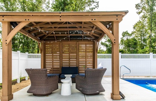 Grand Beach Casa | Welcome to Idlewild Pool Home