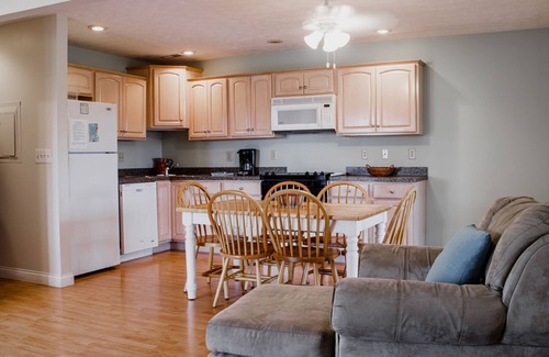 Bronston Condominio | Welcome to Lake Home at the Tee Box – Your Lake Home Away From Hom