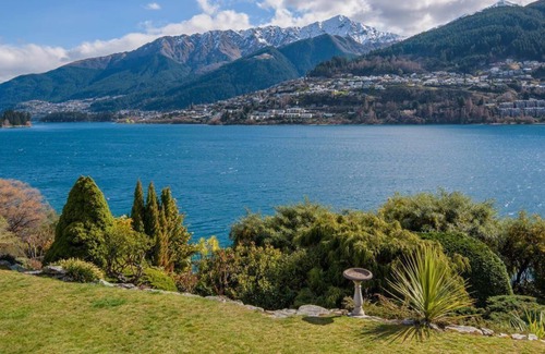 Kelvin Heights Cabaña | Welcome to Lakefront Cottage