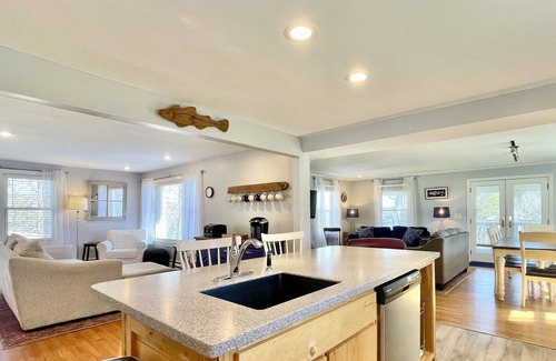 Boothbay Casa | Welcome to Morning View!