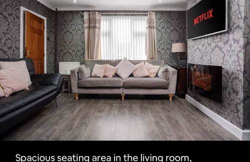 Kirkby Casa | Welcome to my spacious family home