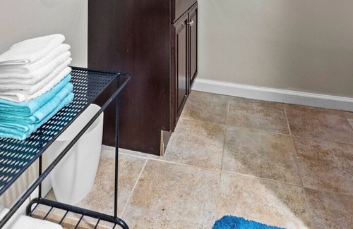 Northside Casa | Welcome to North Shore! The Entire house 4 bedroom is your home away from home