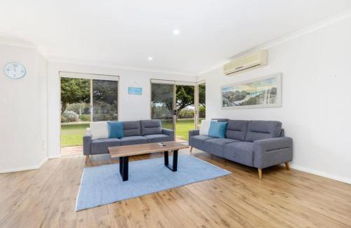 West Busselton Casa | Welcome to Ocean Breeze Villa