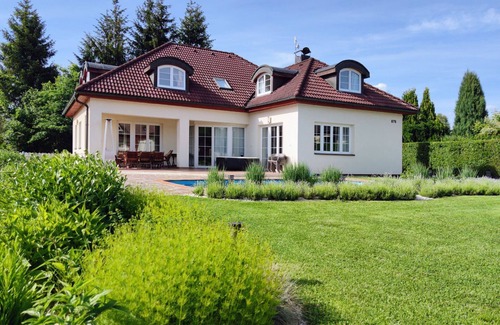 Plana nad Luznici Villa | Bienvenido a nuestra casa de vacaciones de lujo Vila Plana nad Luznici.
