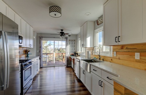 Palmer Lake Casa | Welcome to our 5 bedroom 2 bathroom home in Charming Palmer Lake