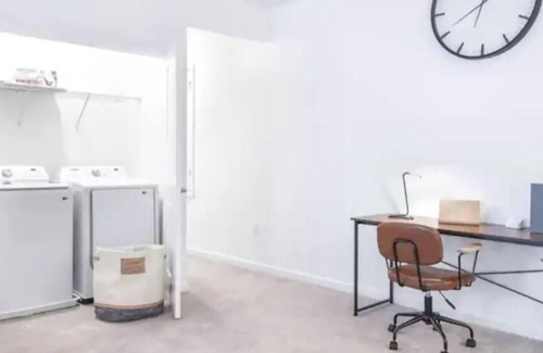 Indian Point Casa | Welcome to our incredible vacation home! Ideal for large groups of 16+ people.