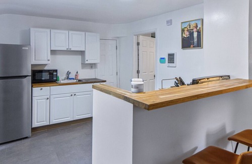 Little Italy Apartamento | Welcome to our Little Italy gem!
