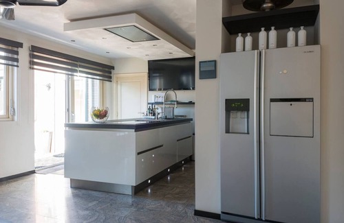 Municipality of Tilburg Villa | Bienvenido a nuestro moderno bungalow, perfecto para una estancia relajante para hasta seis personas