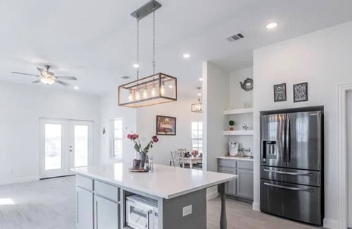 Ennis Otro | Welcome to Our Serene 11-Acre Ranch in Ennis, TX!