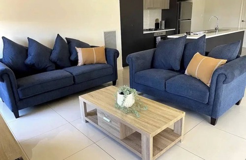 Lloyd Apartamento | Welcome to our stylish 3BR villa, perfect for an escape