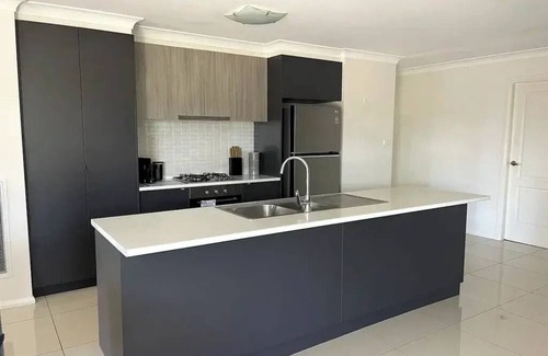 Lloyd Apartamento | Welcome to our stylish 3BR villa, perfect for an escape