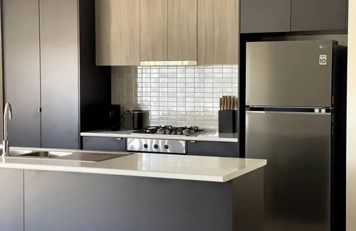 Lloyd Apartamento | Welcome to our stylish 3BR villa, perfect for an escape