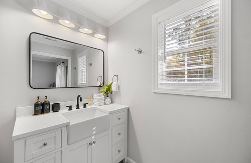 Suwanee Cabaña | Welcome to our Suwanee Haven cottage