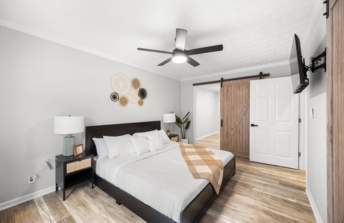Suwanee Cabaña | Welcome to our Suwanee Haven cottage