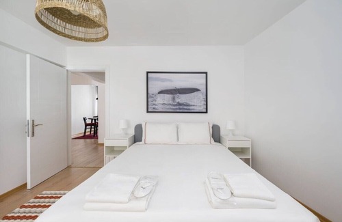 Bebek Apartamento | Charming Cozy 2bed/1bath Shoreline Bebek! #95
