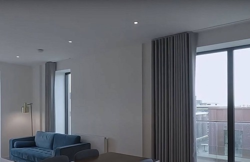 North Wall Apartamento | Welcome to our vibrant Quayside Quarter apartment!