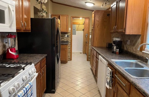 Council Bluffs Cabina | Welcome to Paradise Ranch – Your Peaceful Escape Near Council Bluffs