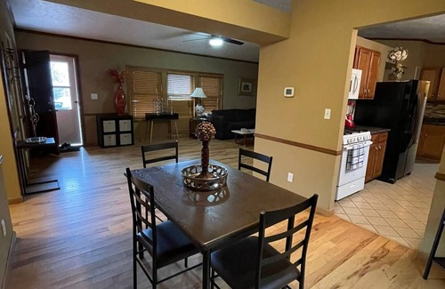 Council Bluffs Cabina | Welcome to Paradise Ranch – Your Peaceful Escape Near Council Bluffs