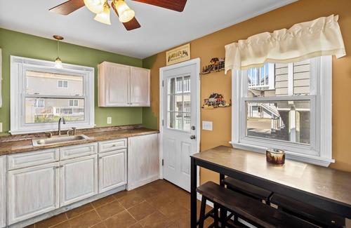 Ocean Gate Casa | Welcome to paradise in this beach front home