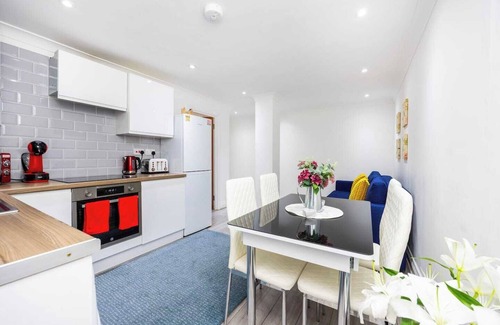 West Kensington Apartamento | Welcome to Plotseeker’s 3 Bed 3 Bathroom Flat in Kensington B