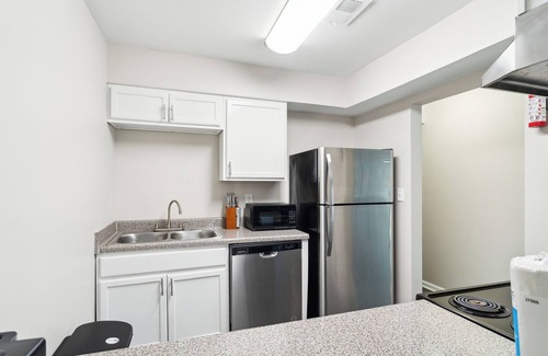 East Point Apartamento | Welcome to Properties by Preston, in College Park, GA