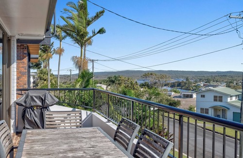 South Evans Head Casa | Welcome To Riverview Holiday Villa! Home Overlooking the Beautiful Evans River.