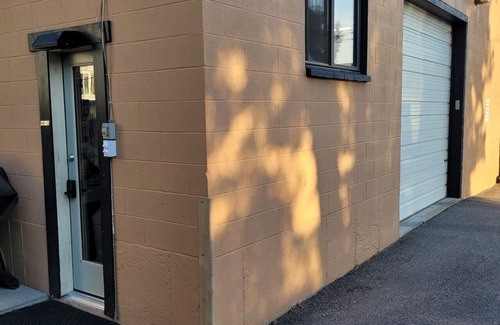 Logan Apartamento | Welcome to RubyZ Studio in Downtown Logan!