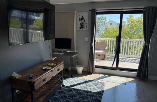 Long Beach Casa | Welcome to San Sebastian, an exquisite home nestled in Long Beach, New York.