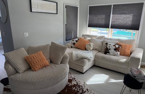 Long Beach Casa | Welcome to San Sebastian, an exquisite home nestled in Long Beach, New York.