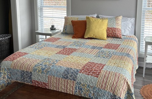 Elizabeth Casa | Welcome to Serenity!