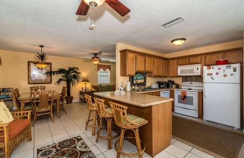 Surfcrest Village Cabaña | Bienvenido a Slice of Paradise, donde Cool Ocean Breezes te da la bienvenida.