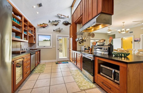 St. George Island Casa | Welcome to Sunset Sails & Wagging Tails!