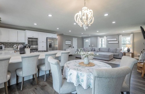 Dayton Casa | Welcome to Sunset Escape at the Lake! Private Dock, All Seasons Deck and More!