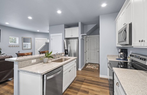 Parkland Casa | Welcome to The 255 — Your Home Away from Home